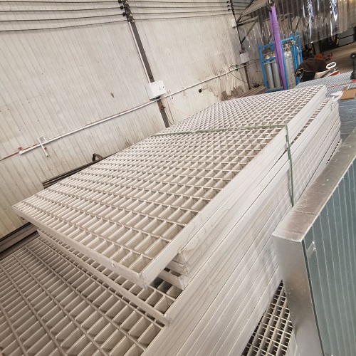 二手鋼格板能買嗎？3分鐘教你避坑！