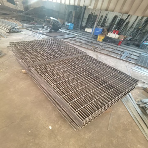 鋼結構平臺鋼格柵：輕量化與高強度的工程平衡術