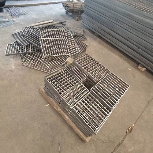 原來(lái)它還能用在這鋼格柵的非常規(guī)應(yīng)用真讓人意外