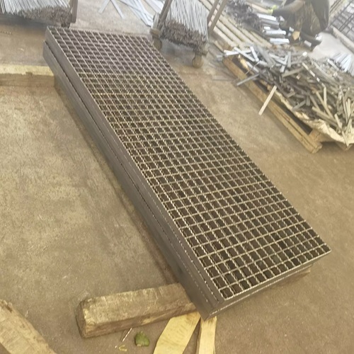 原來(lái)它還能用在這鋼格柵的非常規(guī)應(yīng)用真讓人意外