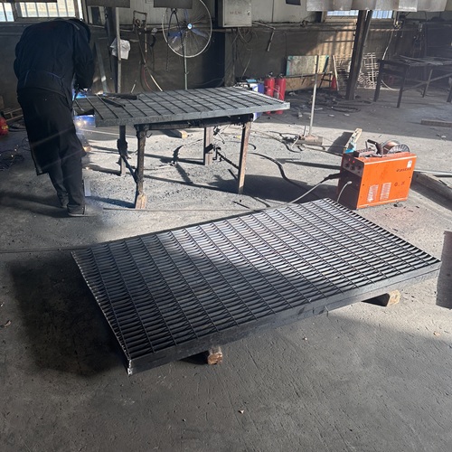 鋼格柵板運輸和堆放有哪些禁忌