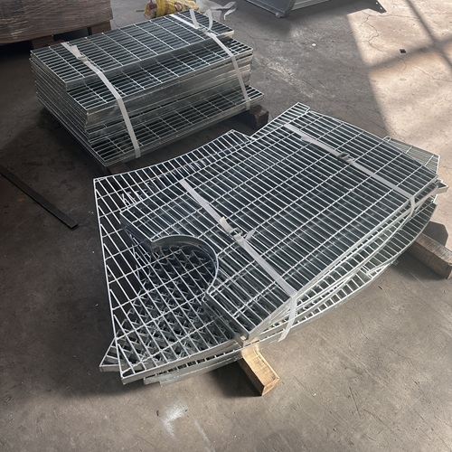 國內(nèi)鋼格板vs進(jìn)口產(chǎn)品，性價比差距大不大